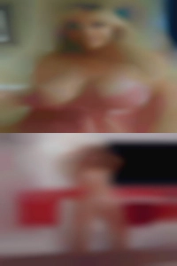 Bare nude sexy girls.
